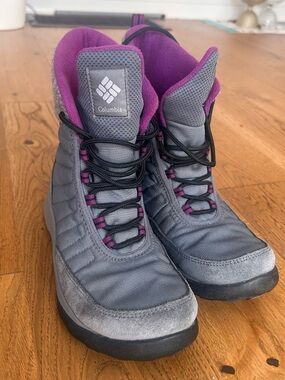 Columbia Gray Winter Boots with Purple Lining